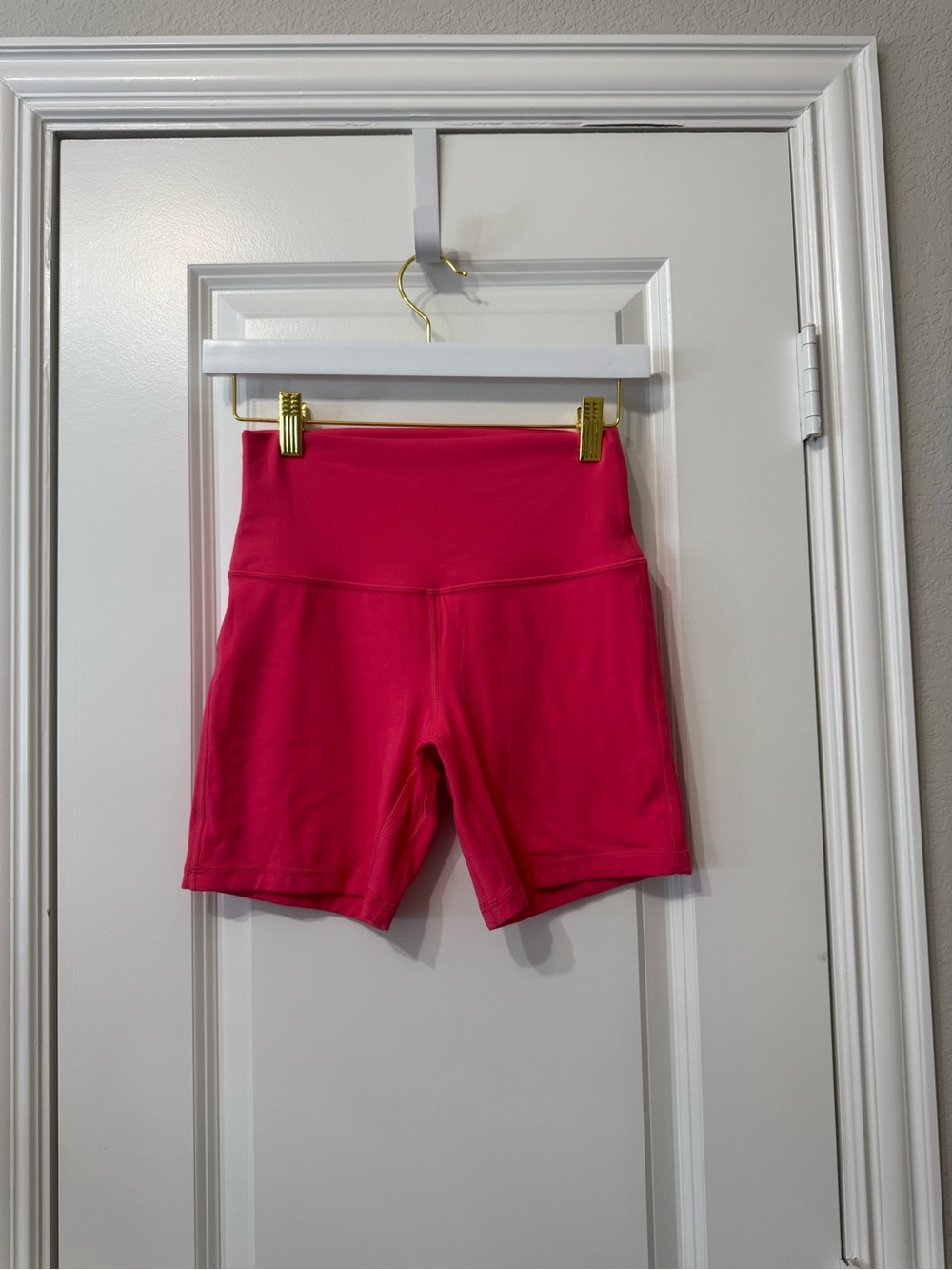 lululemon athletica Align Biker Shorts in Lipgloss